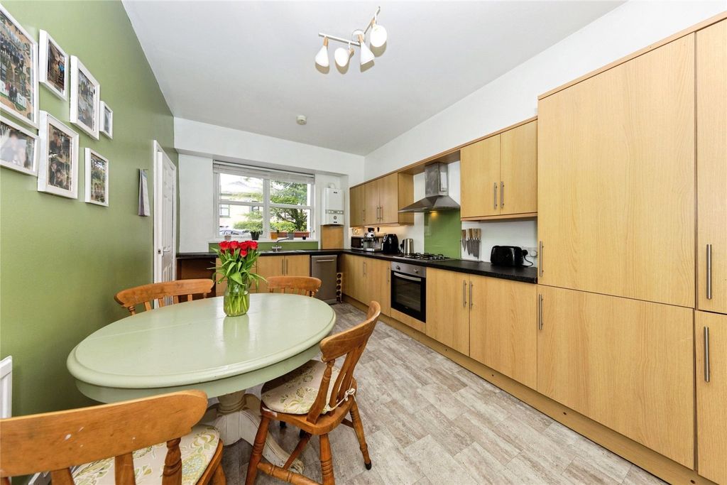 Property photo 3 of 17 Picture No. 08
