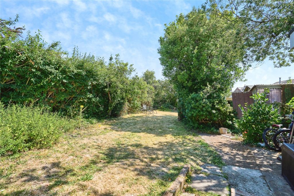 Property photo 2 of 15 Picture No. 33