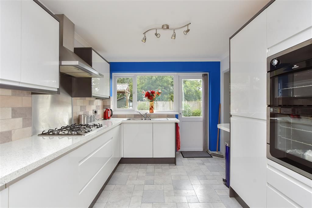 Property photo 3 of 14 Kitchen/Diner