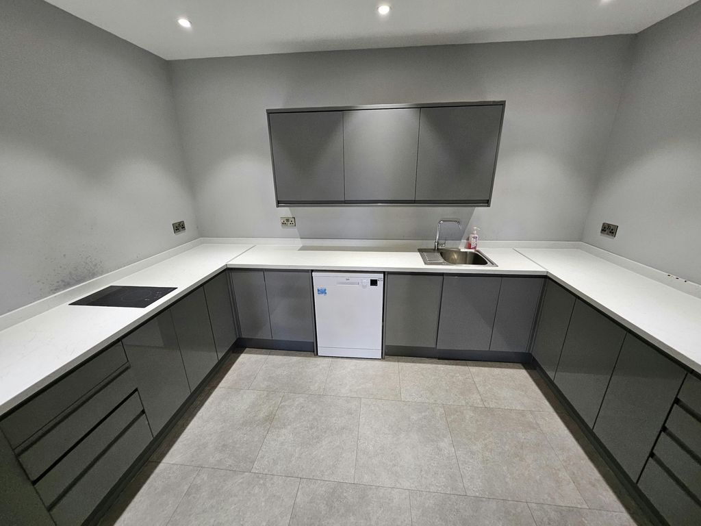 Property photo 3 of 16 20260116_131600.Jpg