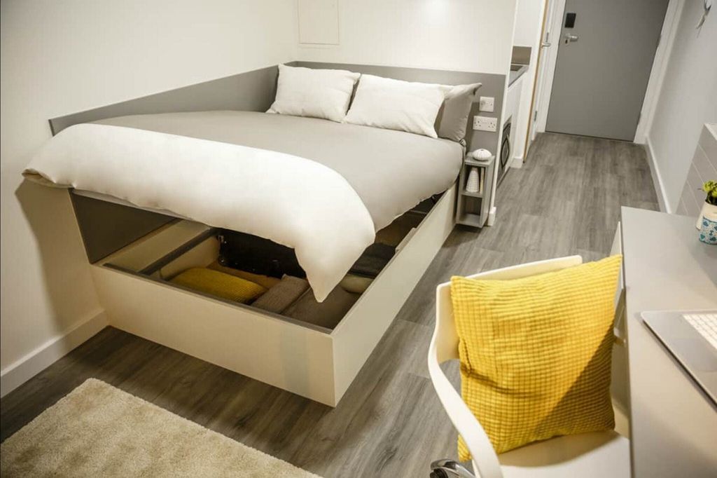 Property photo 2 of 8 Photo 2