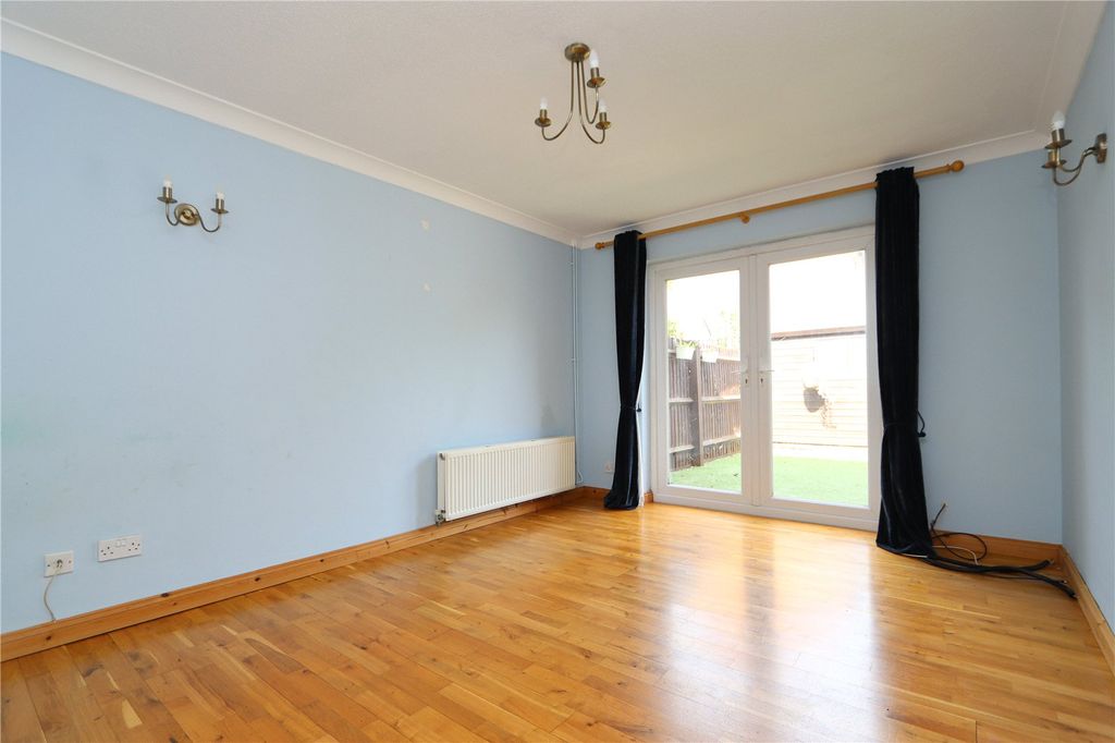 Property photo 2 of 17 Picture No. 08