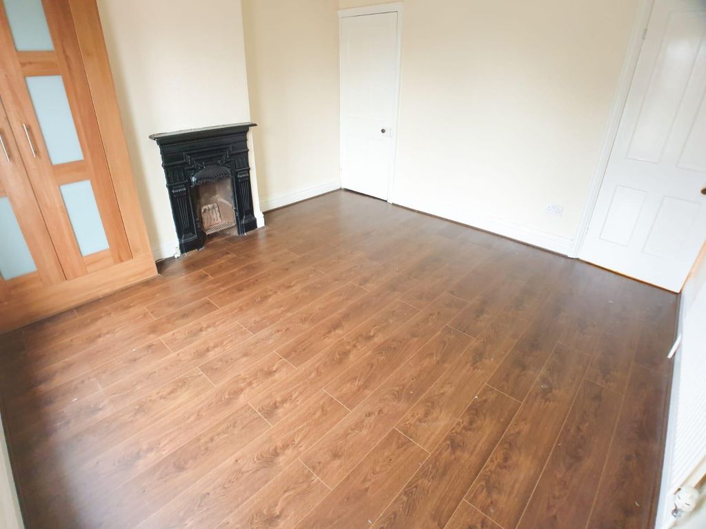 Property photo 3 of 15 Image