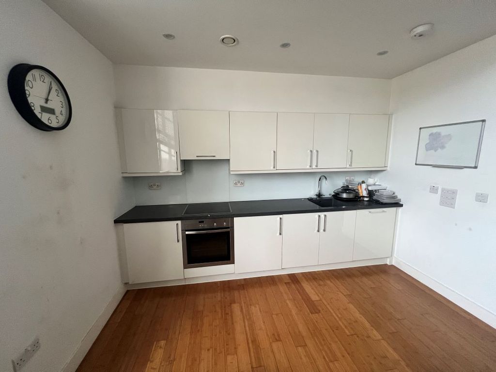 Property photo 3 of 9 Image 3