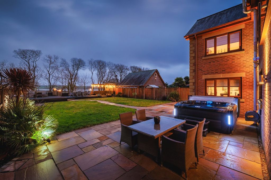 Additional image 8 of 6 bed detached house for saleAber Llwchwr, Llangennech SA14