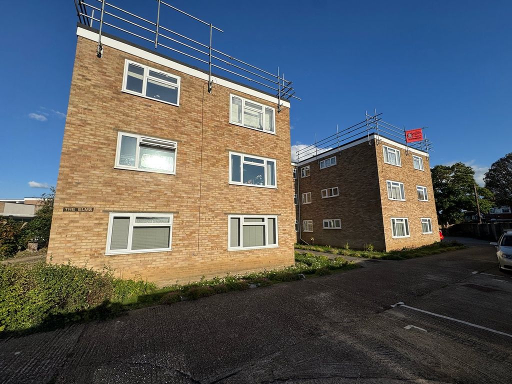 Property photo 1 of 9