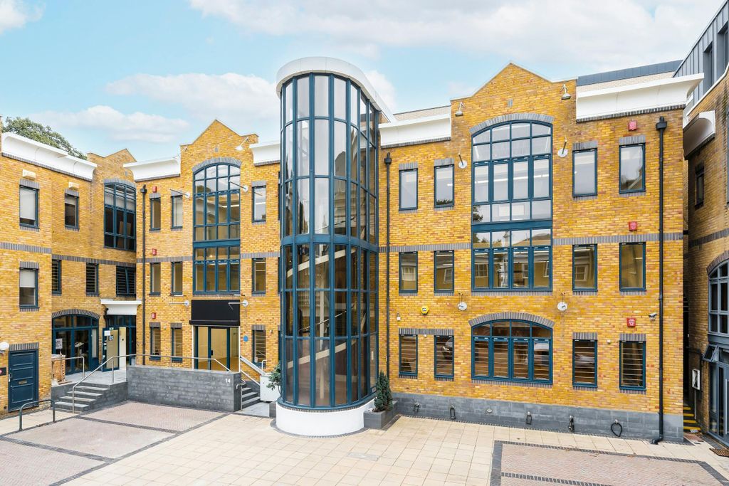 Property photo 1 of 11 External 1.Jpg