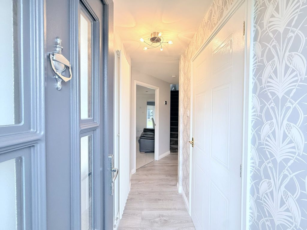Property photo 2 of 39