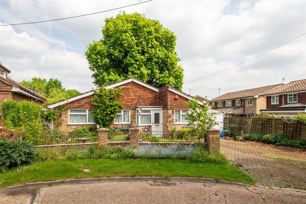 Property photo 1 of 16