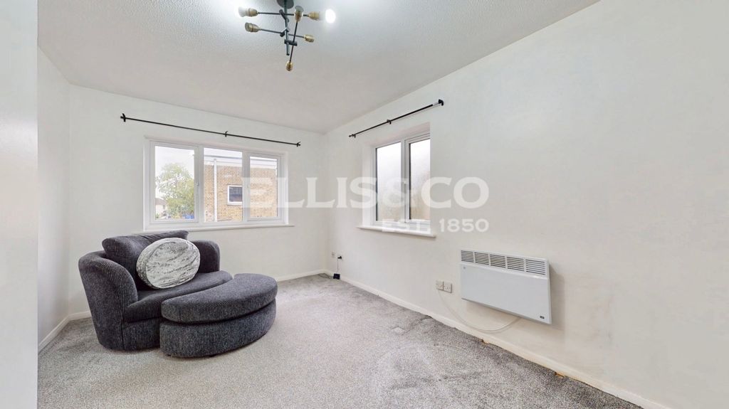 Property photo 2 of 15 Picture No. 06