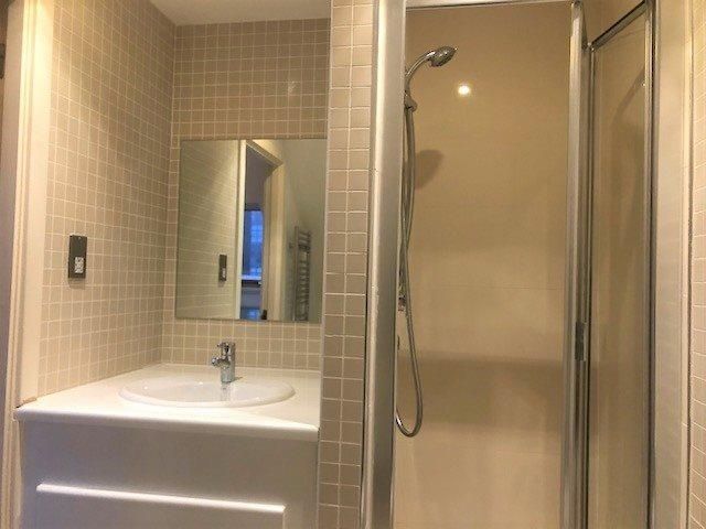 Property photo 3 of 11 Ensuite (2) (1).Jpg