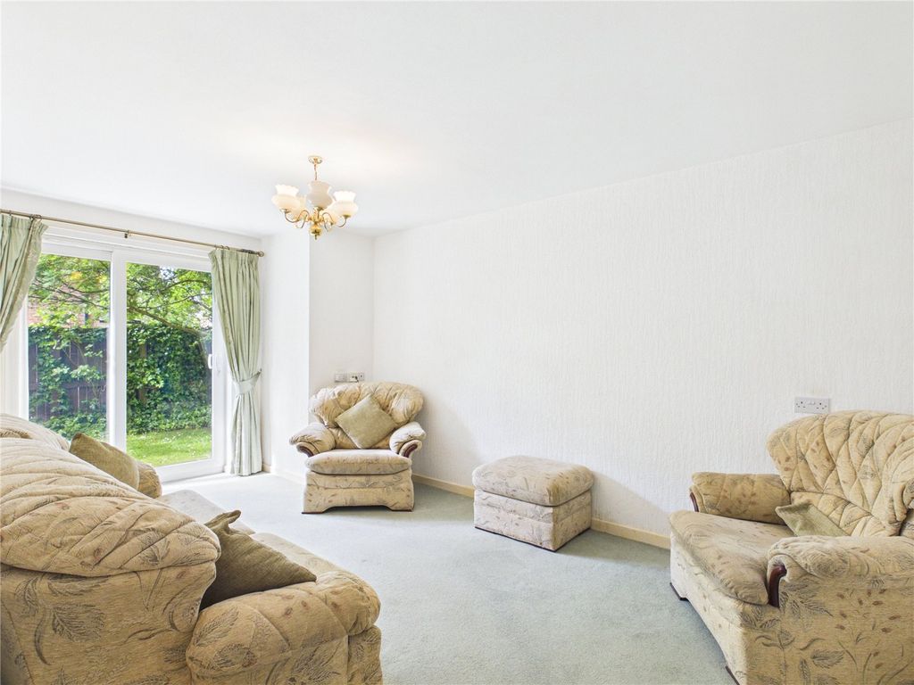 Property photo 3 of 11 Picture No. 06