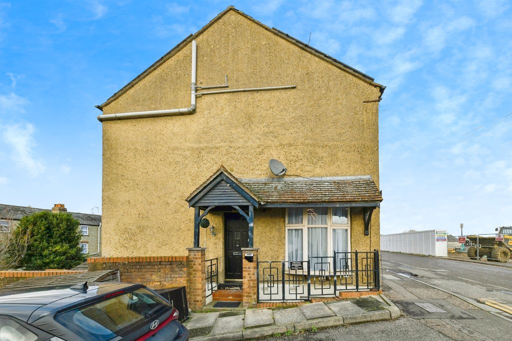 Property photo 1 of 21