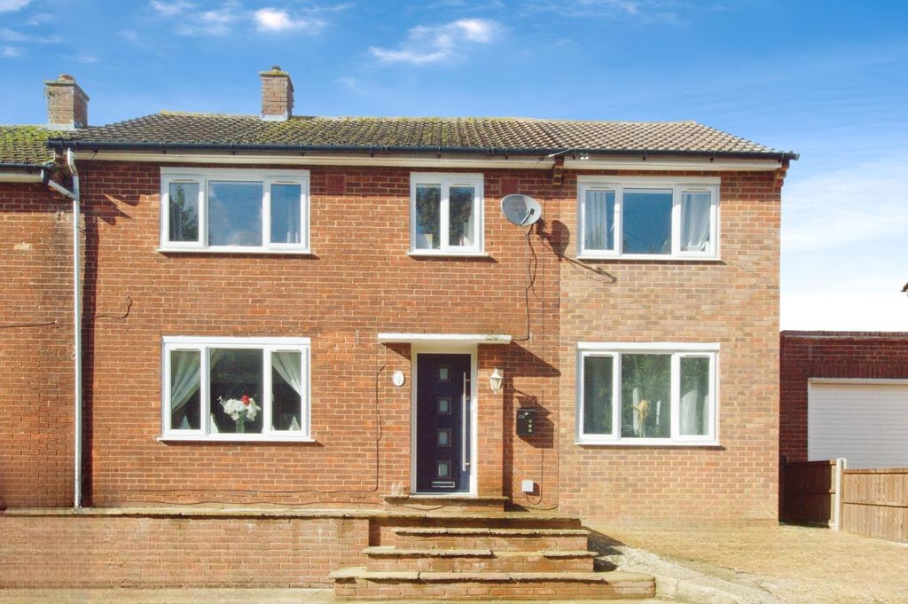 Property photo 1 of 6