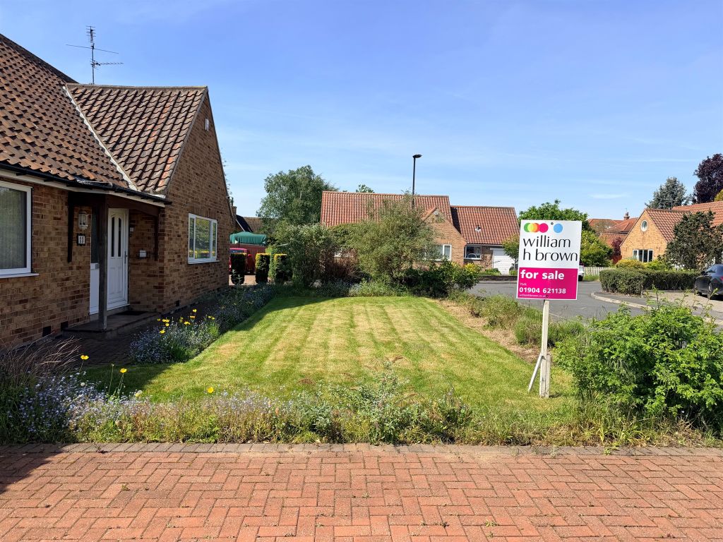 Property photo 2 of 19