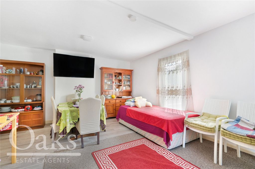 Property photo 2 of 14 Picture No. 06