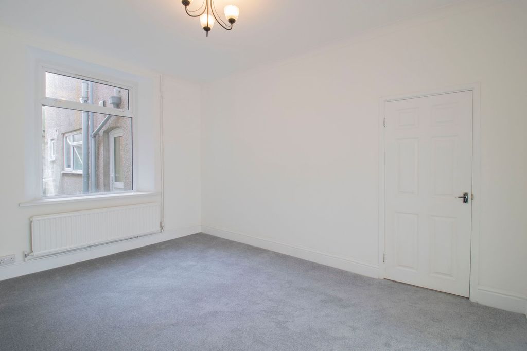 Additional image 10 of 4 bed terraced house for sale5 High Street, Newbridge NP11