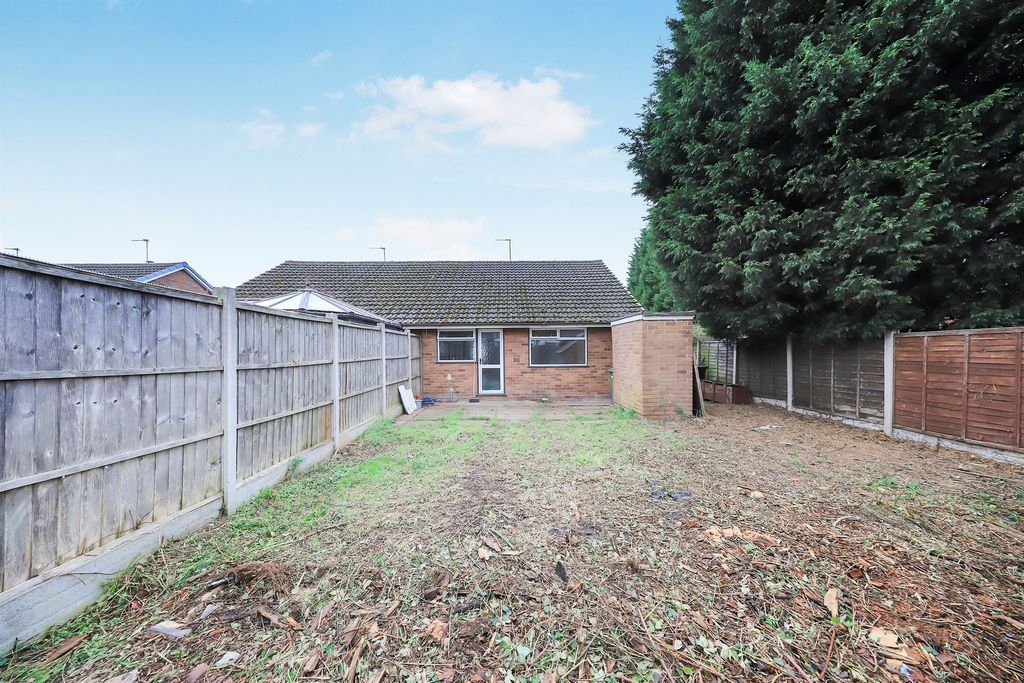 Property photo 2 of 16