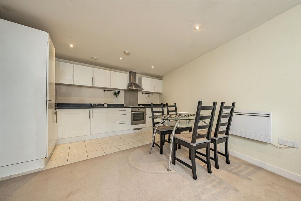 Property photo 3 of 12 Picture No. 15