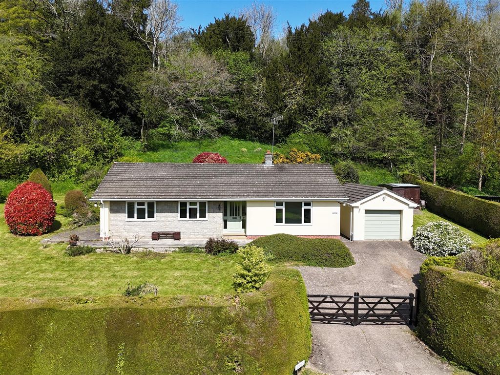 Property photo 1 of 25 Font Elevation