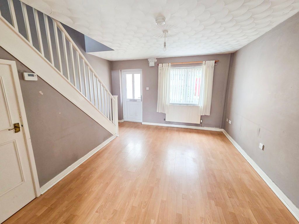 Property photo 2 of 19 Photo 17