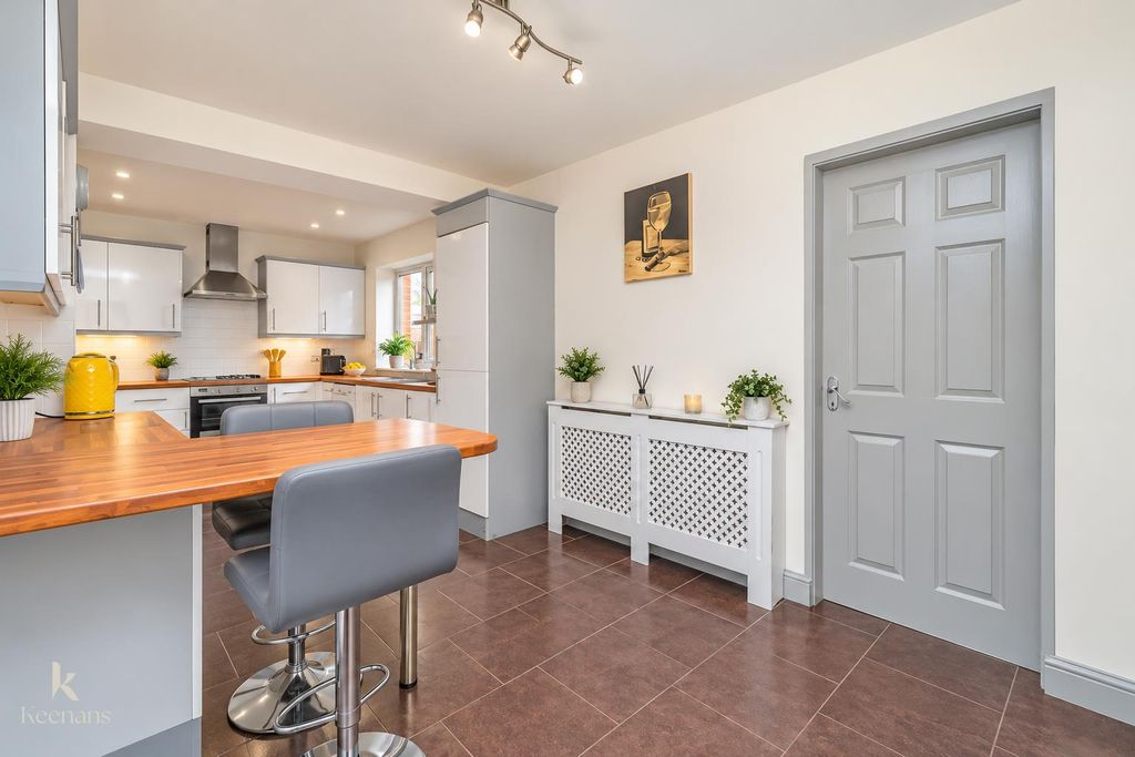 Property photo 3 of 35 3.Jpg