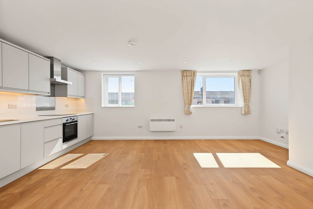 Property photo 1 of 6 339643