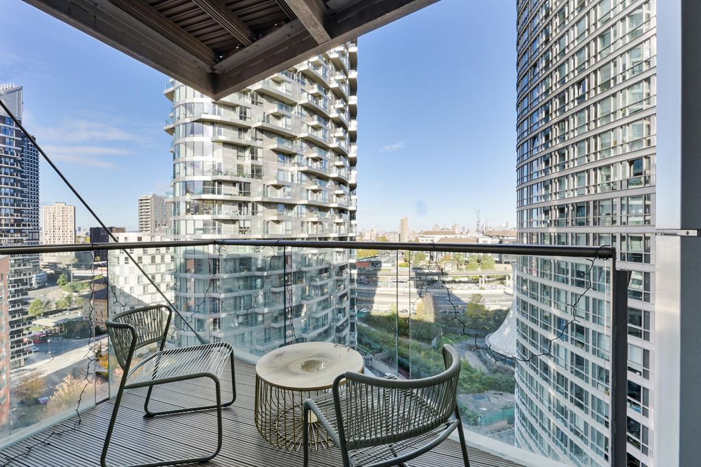 Property photo 3 of 11