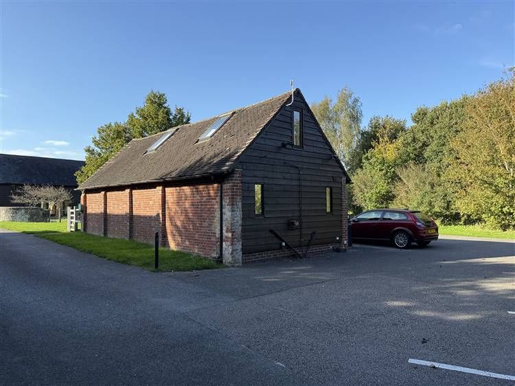 Property photo 2 of 8