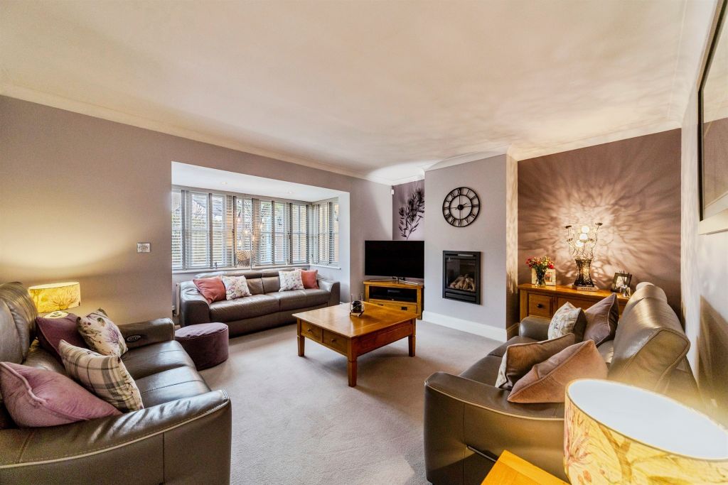 Property photo 2 of 22