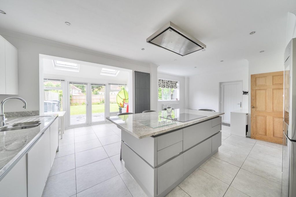 Property photo 3 of 27 1479251-7-6A33c00818A58.Jpg