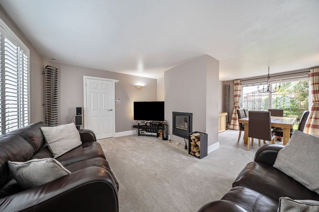 Property photo 3 of 28 Picture No. 24