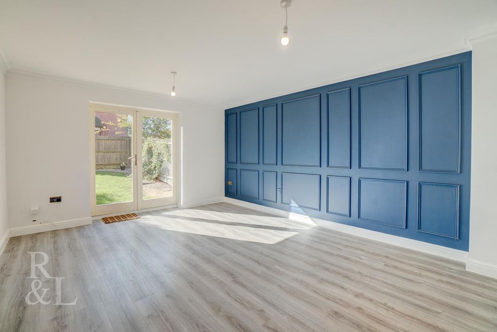 Property photo 3 of 19 Batched (10).Jpg