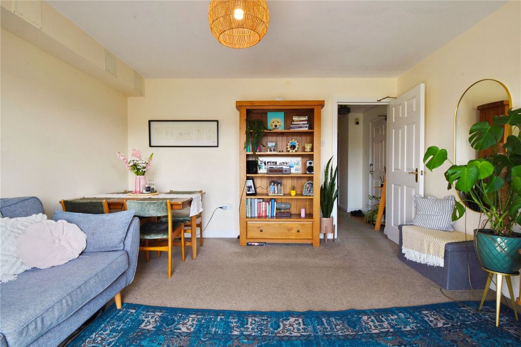 Property photo 3 of 9 Picture No. 07