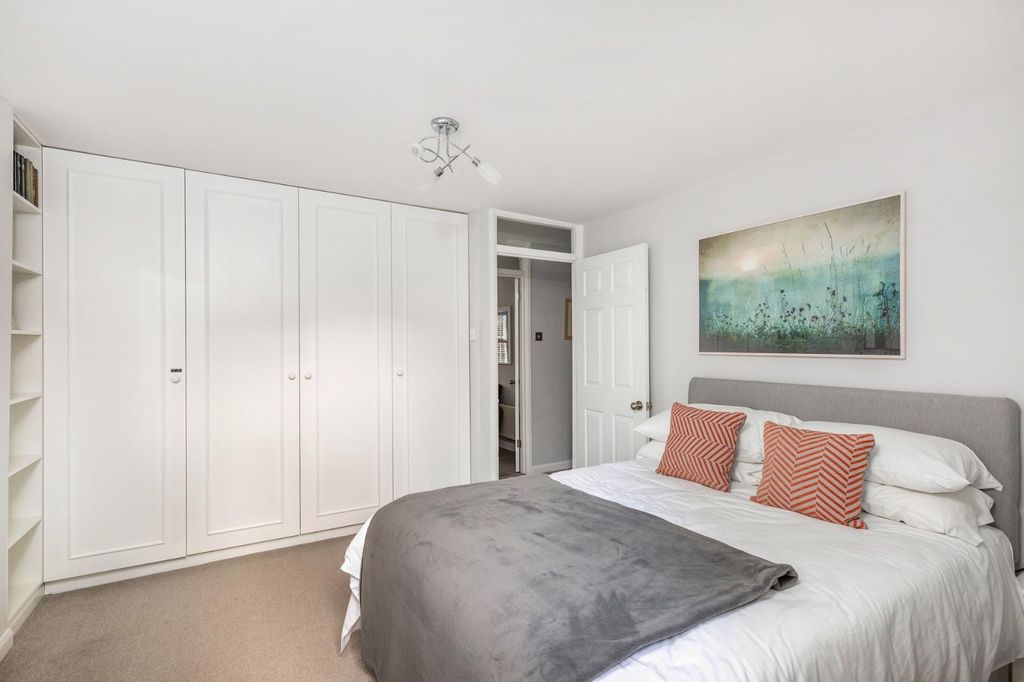 Property photo 3 of 14 Picture No. 02