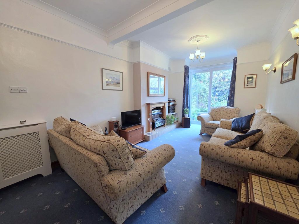Property photo 3 of 23