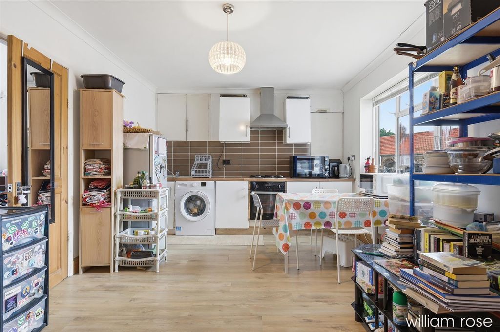 Property photo 1 of 8 5_Img_2939.Jpg