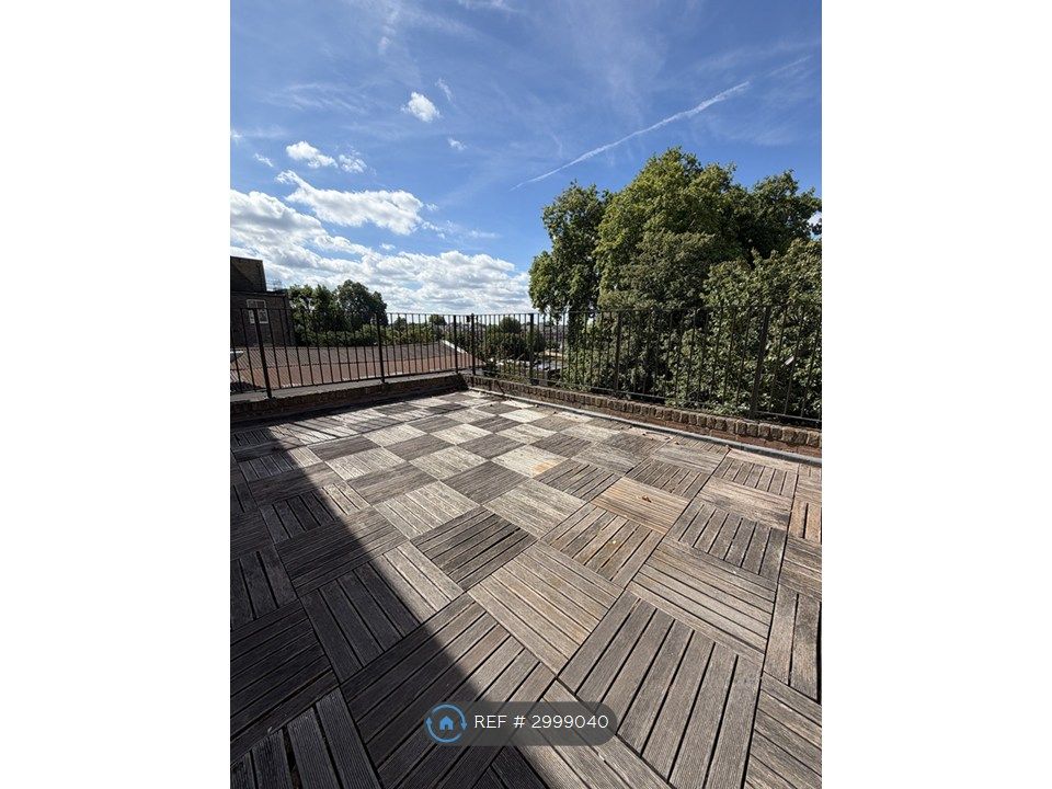 Property photo 1 of 9 Terrace