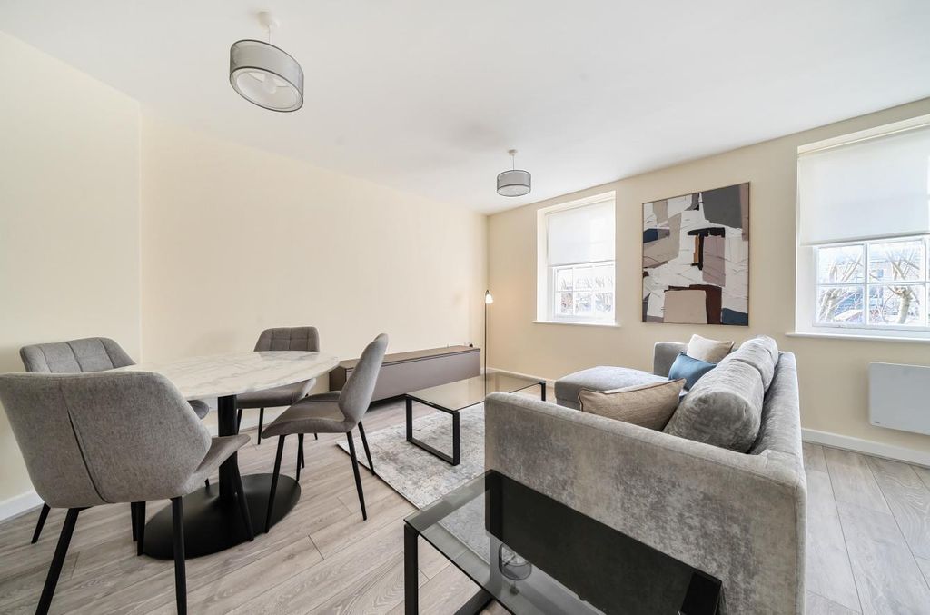 Property photo 3 of 14 Reception Room