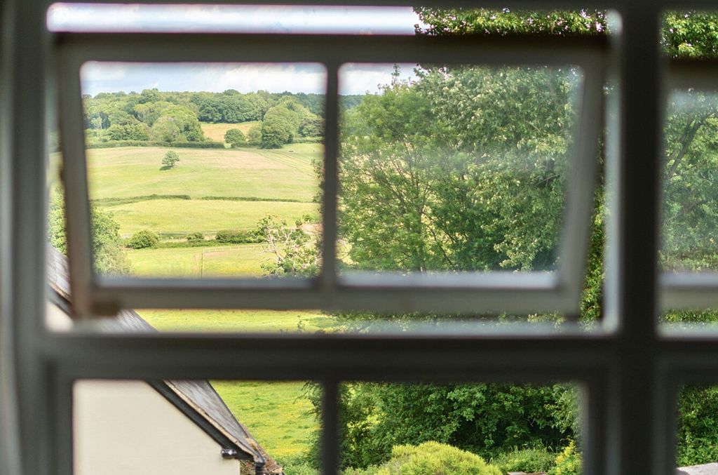 Property photo 2 of 16 Views