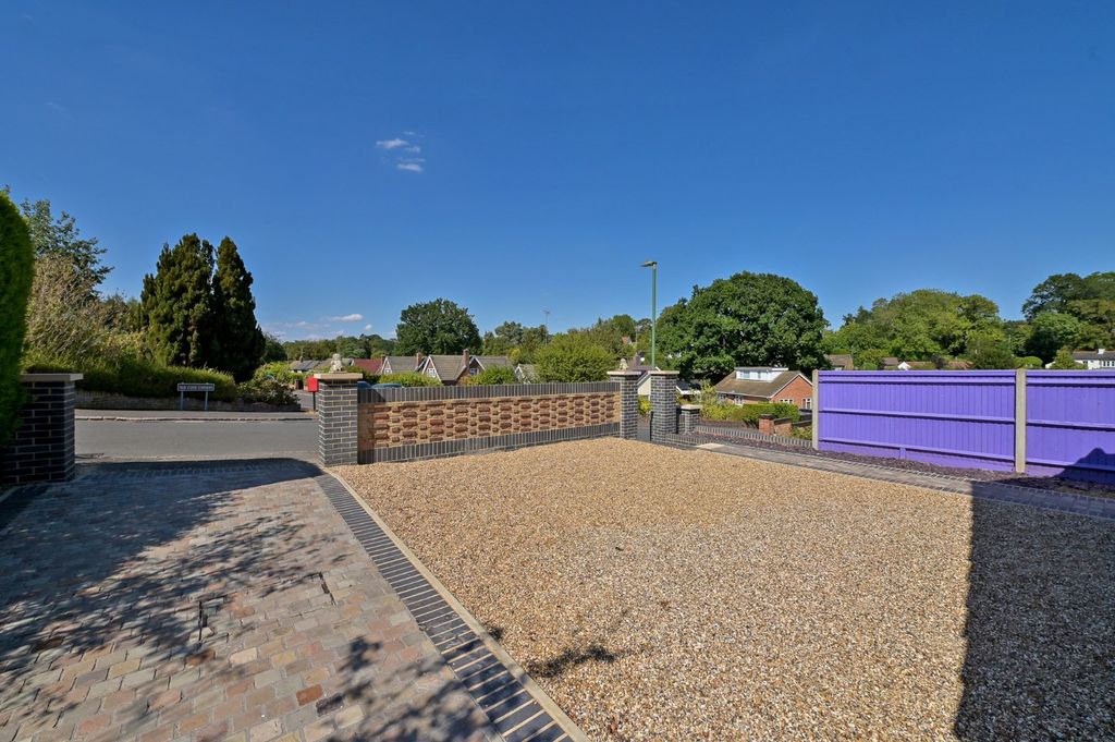 Property photo 3 of 18 Picture No. 21