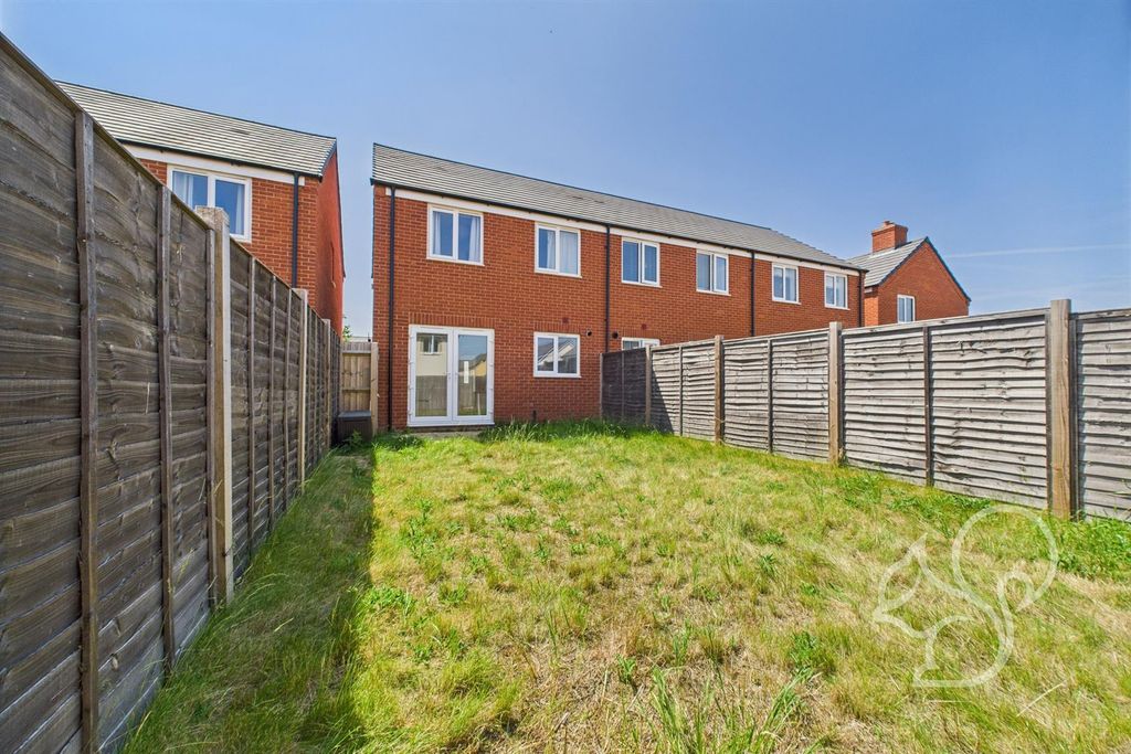 Property photo 2 of 18 Garden