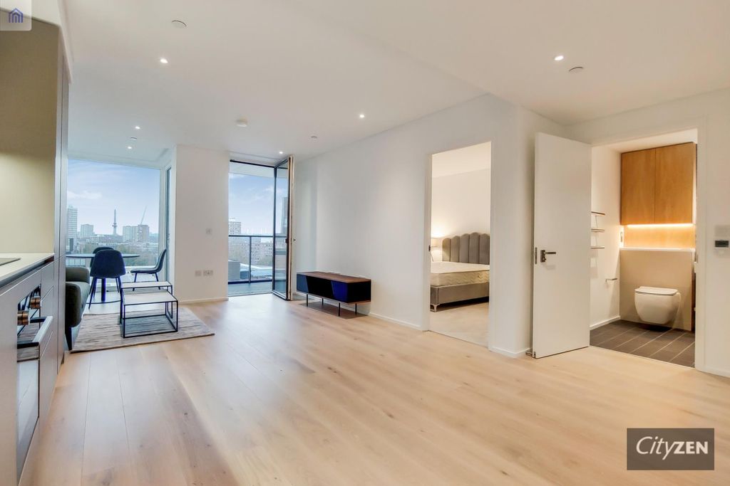 Property photo 1 of 12 Reception Room