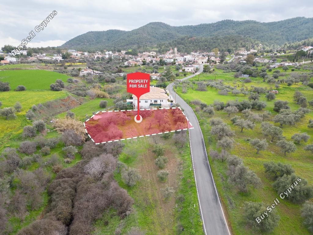 Property photo 1 of 8