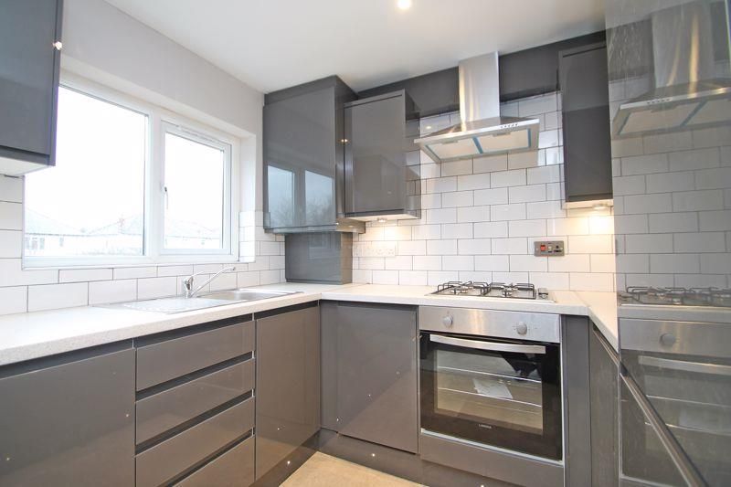 Property photo 3 of 10 Img_9418.Jpg