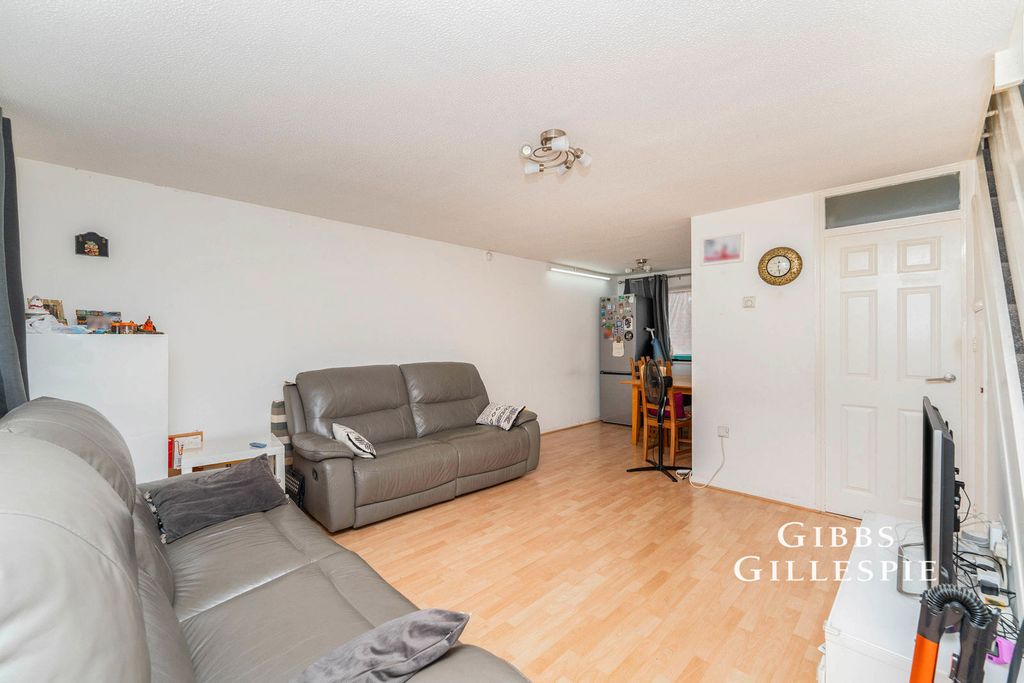 Property photo 1 of 10 Photo