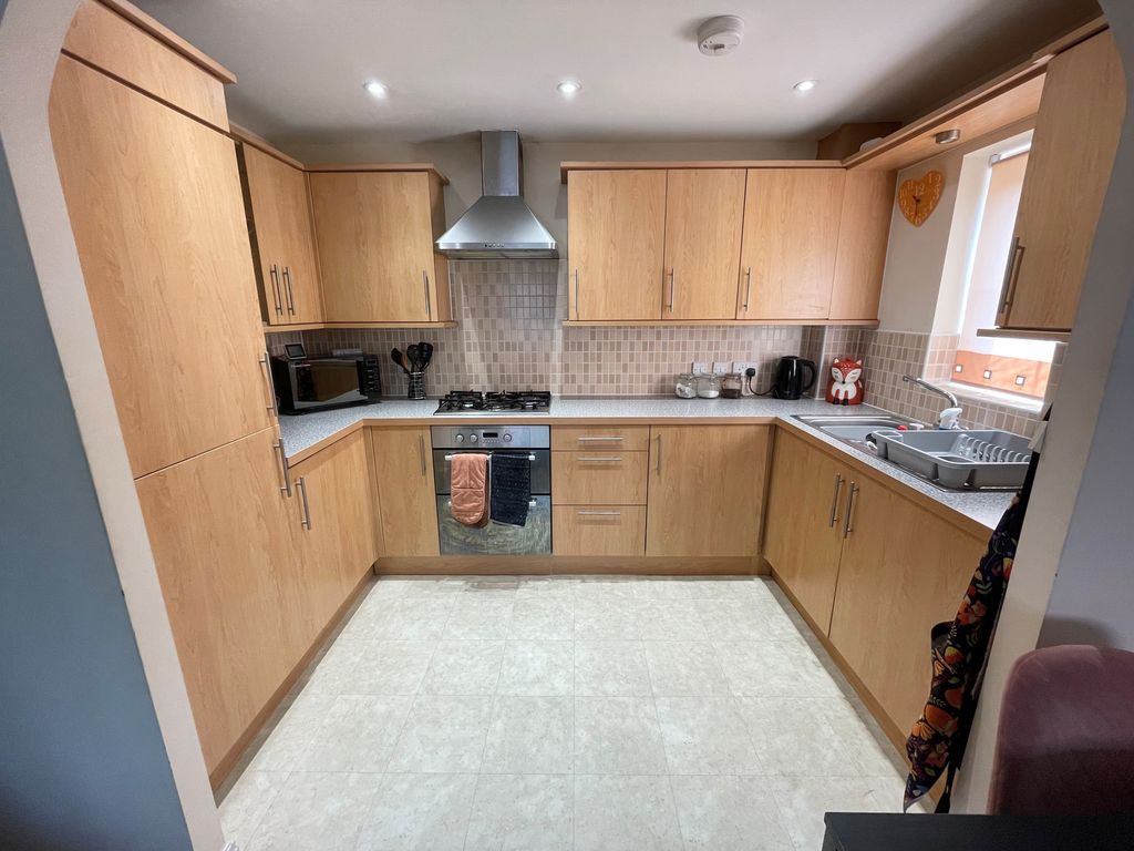Property photo 2 of 9