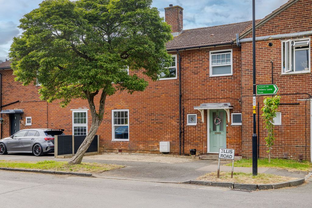Property photo 1 of 18