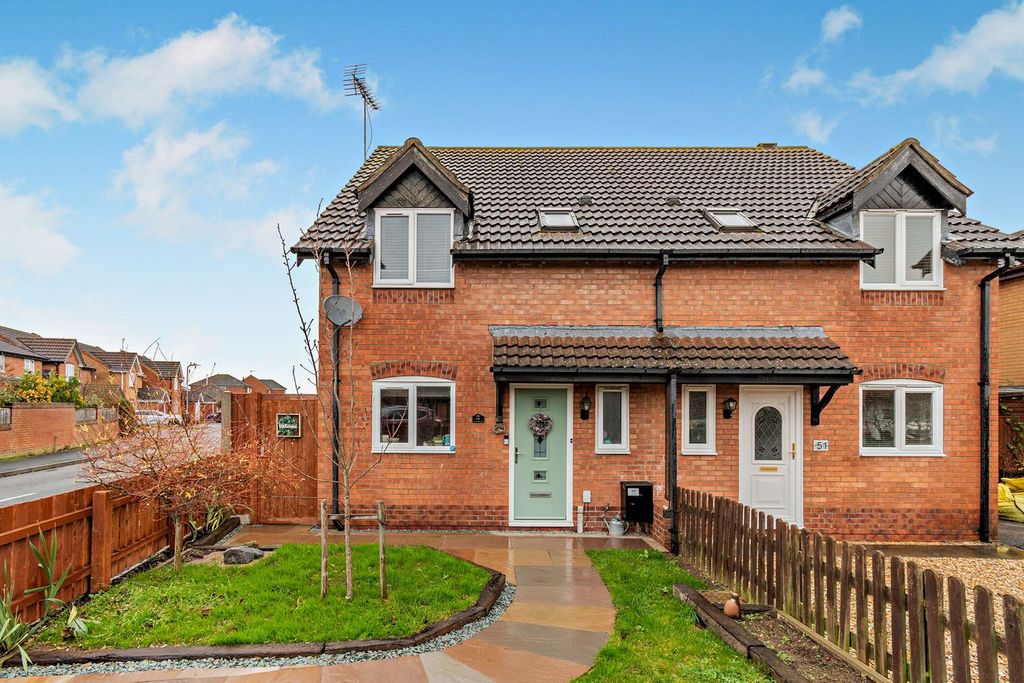 Property photo 1 of 33