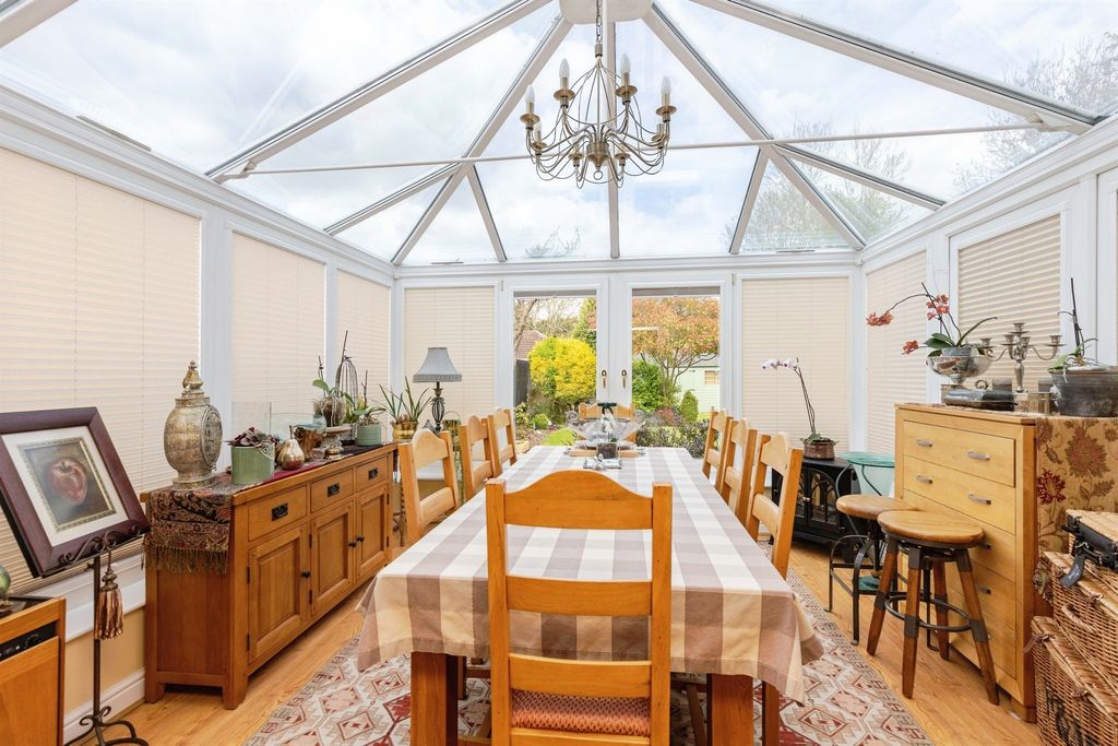 Property photo 1 of 26
